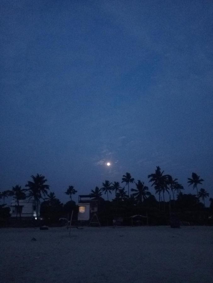 Beachcampers Only For Foreign Traveler'S Alappuzha Exterior foto